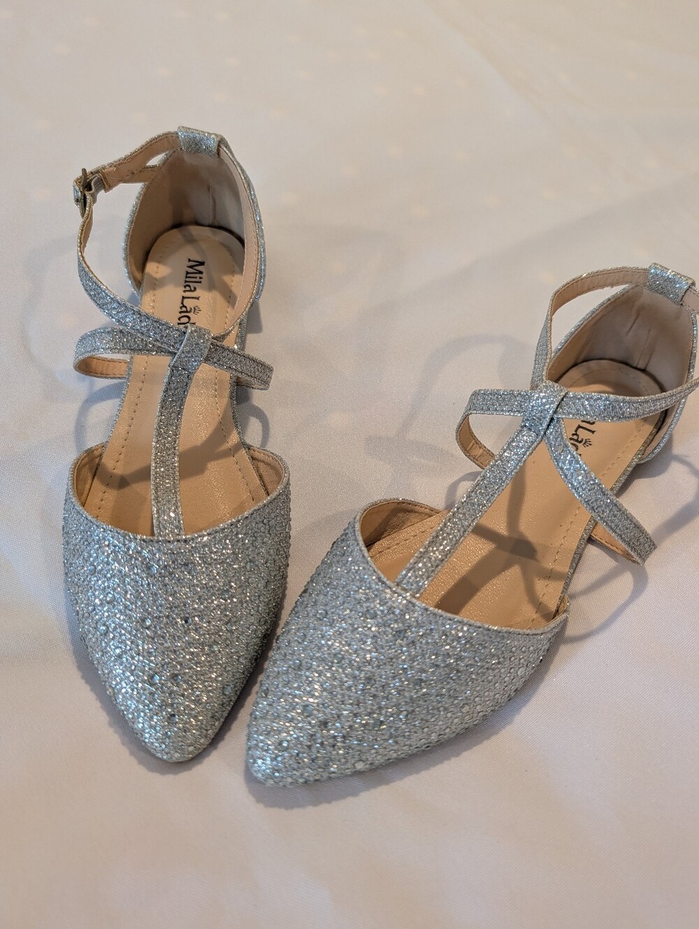 Mila Lady Silver Glitter "Laurel" Pointed-Toe Flats Size 7